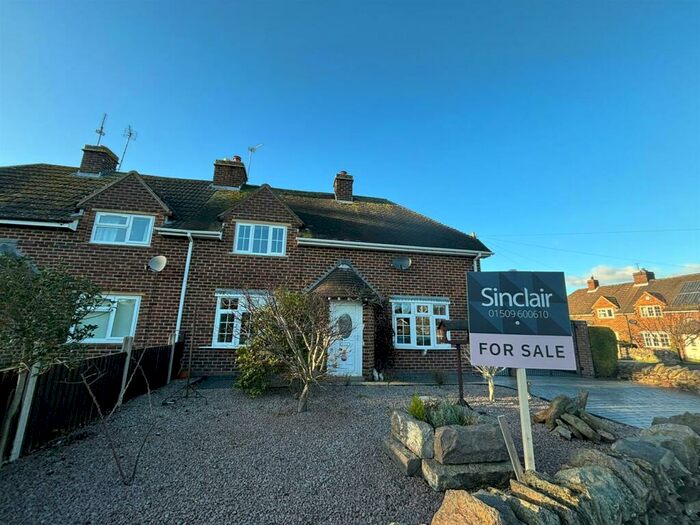 3 Bedroom Semi-Detached House For Sale In Thompson Avenue, Belton, Loughborough, LE12
