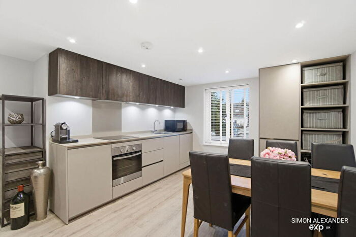 2 Bedroom Flat For Sale In Chertsey Street, Guildford, GU1