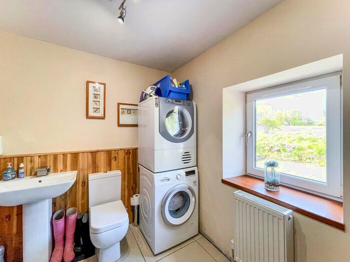 4 Bedroom Farm For Sale In Cefn Golau, Saron Road, Saron, Ammanford, Carmarthenshire, SA18