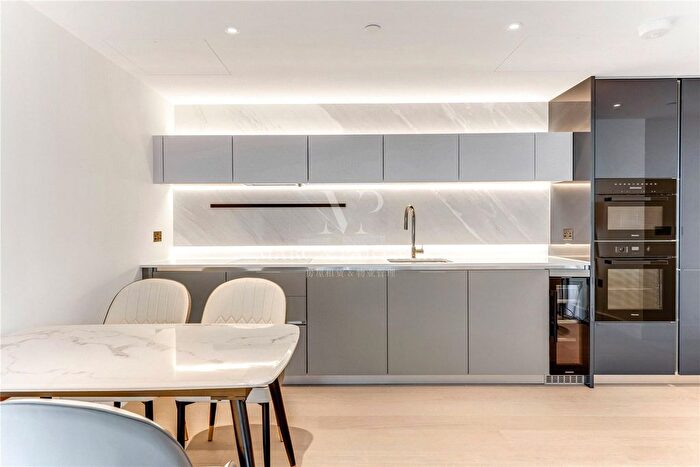 2 Bedroom Flat To Rent In Cascade Apartments, White City Living, London, W12