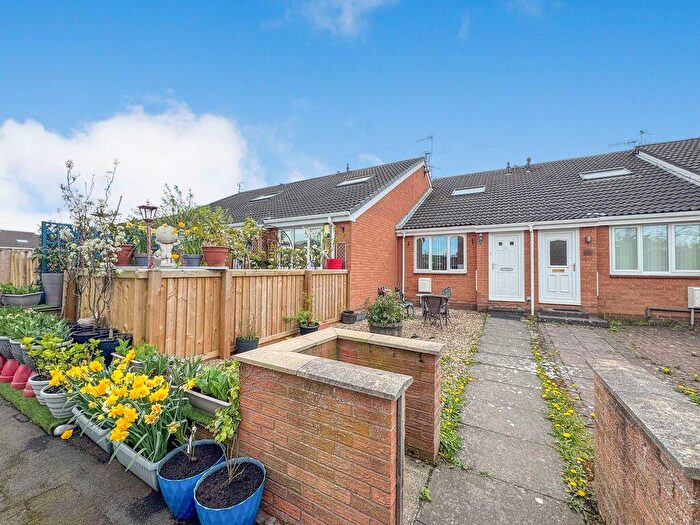 1 Bedroom Bungalow For Sale In Willow Close, Morpeth, NE61