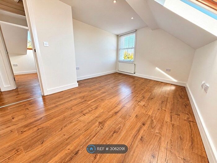 1 Bedroom Flat To Rent In Blandy House, Maidenhead, SL6