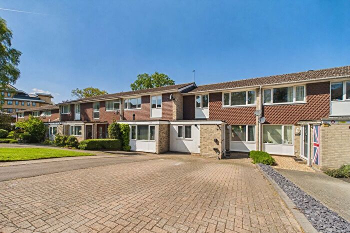 3 Bedroom Terraced House To Rent In Grange Road, Bracknell, Berkshire, RG12