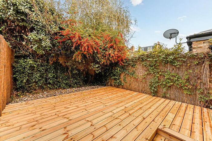 4 Bedroom Terraced House To Rent In Duke Road, London, W4