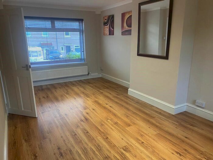 3 Bedroom Terraced House To Rent In Beechwood Avenue, Aberdeen, AB16