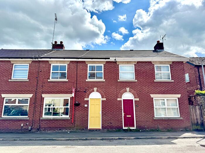 3 Bedroom Terraced House To Rent In Grange Road, Macclesfield, SK11