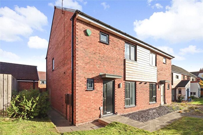 3 Bedroom Semi Detached House For Sale In The Acres, Wallsend, Tyne And Wear, NE28