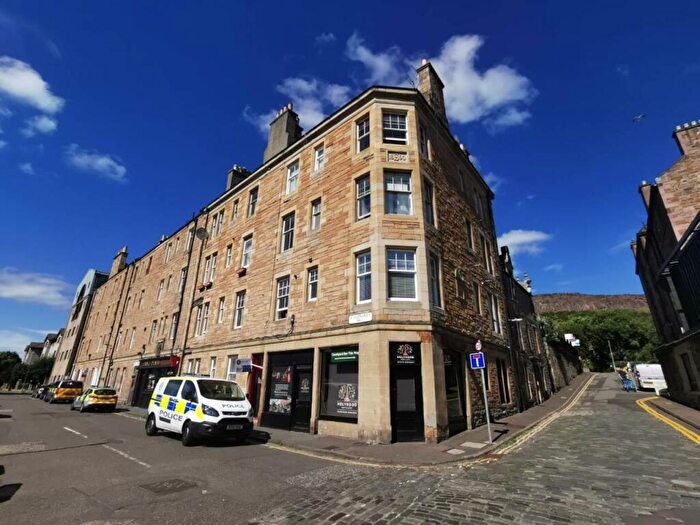 1 Bedroom Flat To Rent In St Leonards Hill, Newington, Edinburgh, EH8