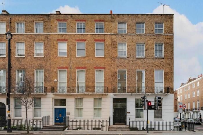 2 Bedroom Flat To Rent In Gloucester Place, London, W1U