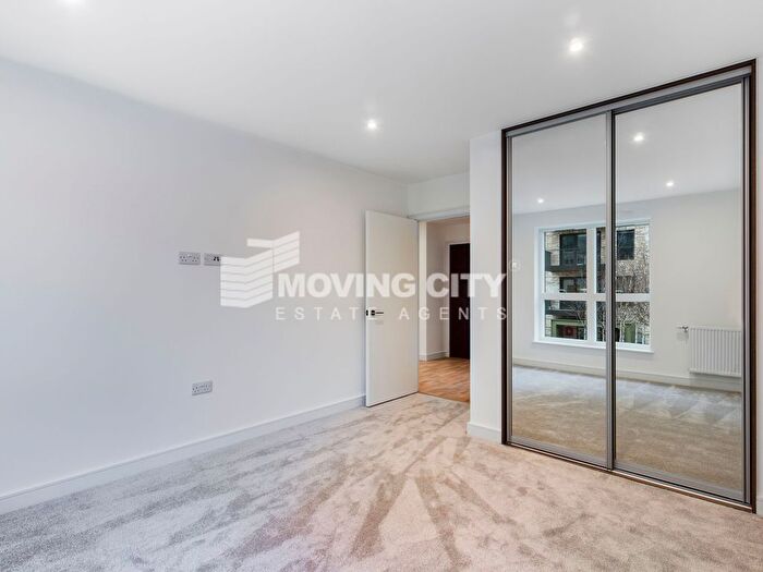 1 Bedroom Flat For Sale In Greenleaf Walk, Watson House, UB1