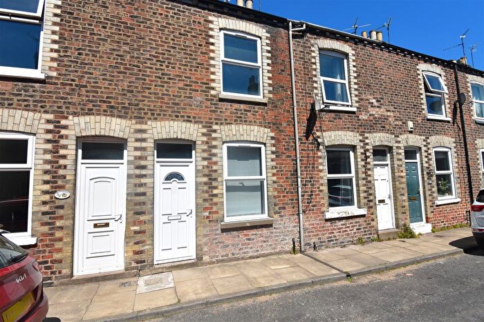 3 Bedroom Terraced House To Rent In Lower Ebor Street, York, YO23