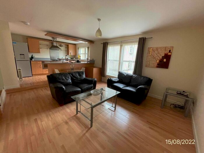 2 Bedroom Flat To Rent In Affleck Street, Ground Floor Right, Aberdeen, AB11