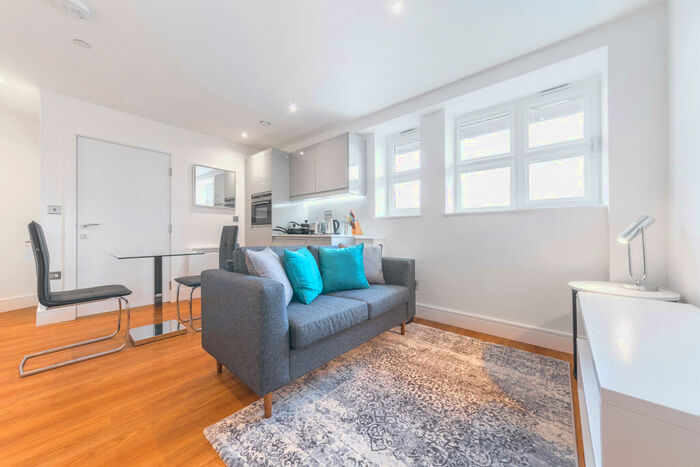 Apartment To Rent In Greenview House, London Road, Romford, RM7