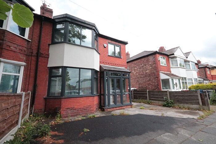 3 Bedroom Semi-Detached House To Rent In Great Stone Road, Stretford, Manchester, M32