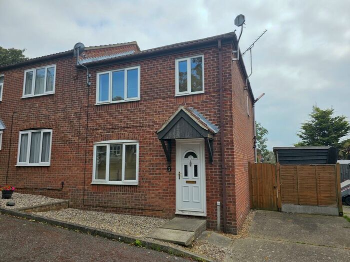 3 Bedroom Semi-Detached House To Rent In William Groom Avenue, Dovercourt, Harwich, CO12