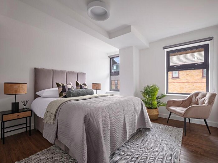 3 Bedroom Flat To Rent In Kendon House, Stratford, E15