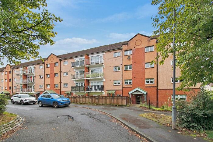 3 Bedroom Flat To Rent In Vaila Street, Flat /, Cadder, Glasgow, G23