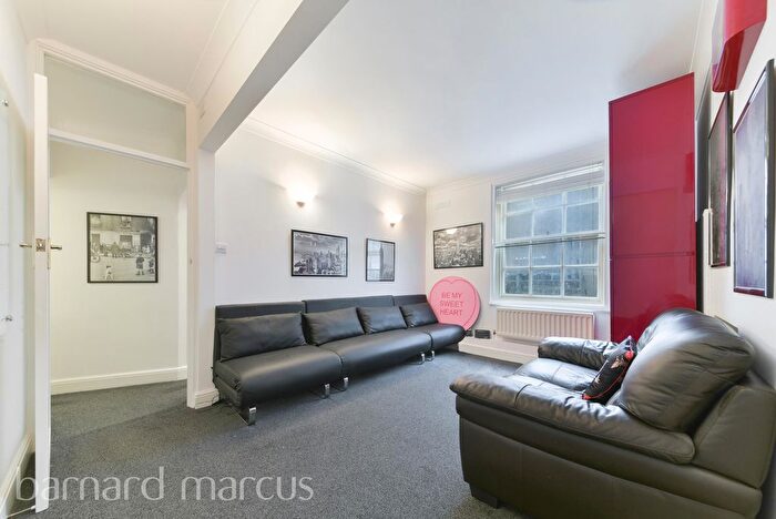 1 Bedroom Flat To Rent In Tavistock Street, Covent Garden, London, WC2E