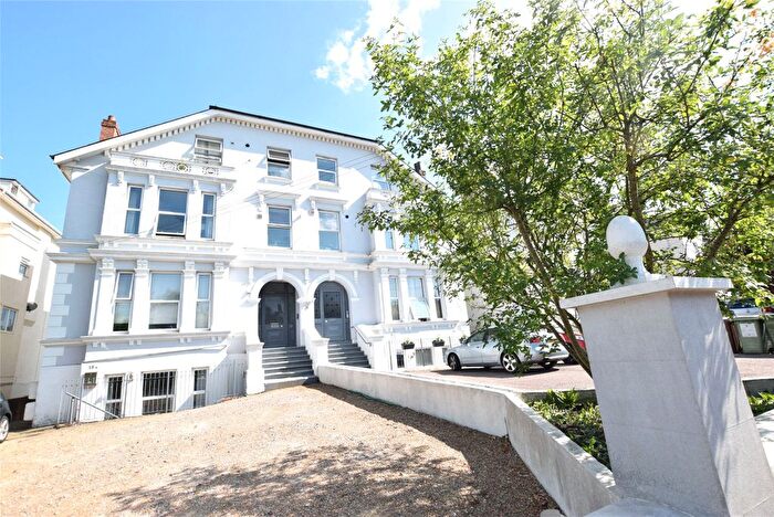 1 Bedroom Flat To Rent In Queens Road, Tunbridge Wells, Kent, TN4