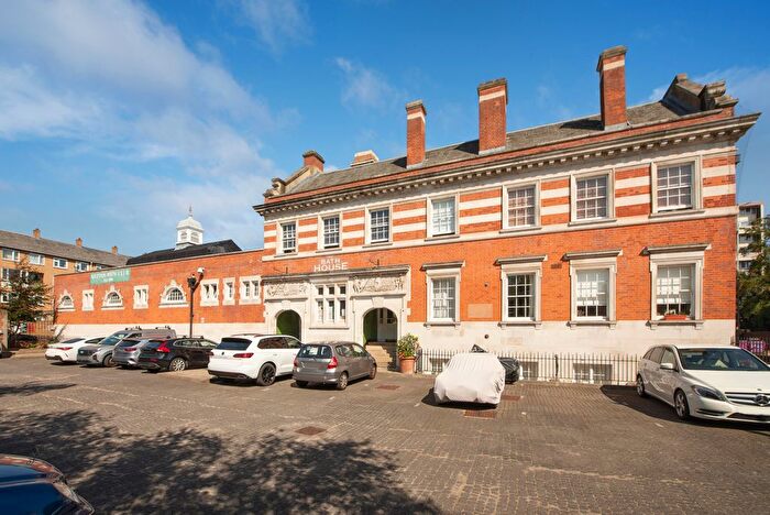 1 Bedroom Flat For Sale In Dunbridge Street, London, E2