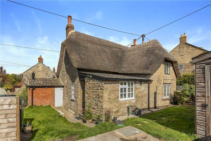 3 Bedroom Detached House For Sale In Mill Lane, Stour Provost, Gillingham, Dorset, SP8