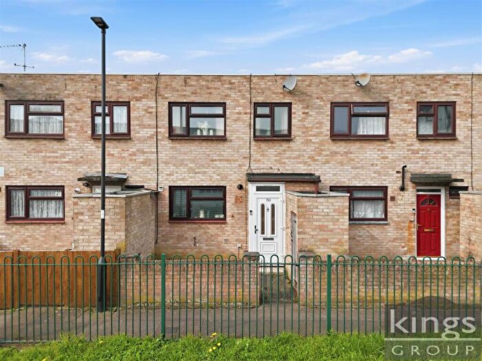 4 Bedroom Terraced House For Sale In Old Road, Enfield, EN3