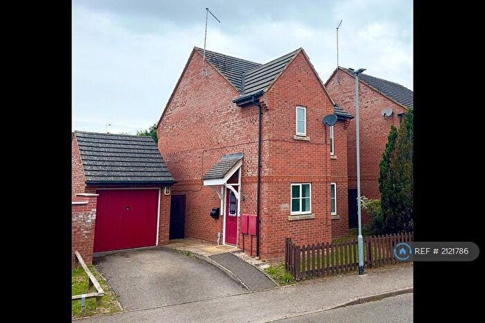 3 Bedroom Detached House To Rent In Edgehill Drive, Daventry, NN11