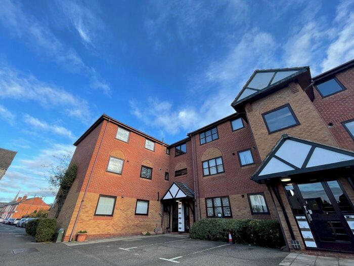 2 Bedroom Flat To Rent In Rugby Court, Oxford Street, Grantham, Lincs NG31