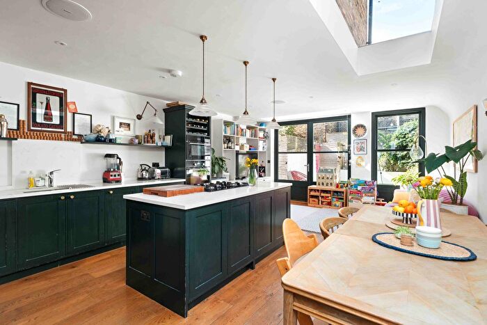 4 Bedroom Terraced House For Sale In Stronsa Road, London, W12