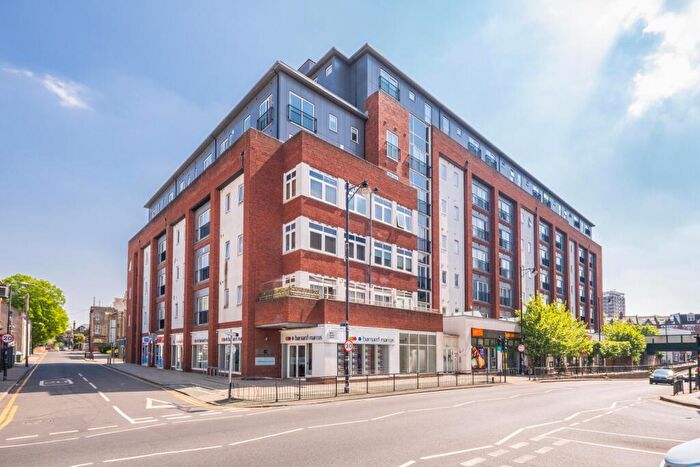 2 Bedroom Apartment To Rent In Manor Road, Wallington, SM6