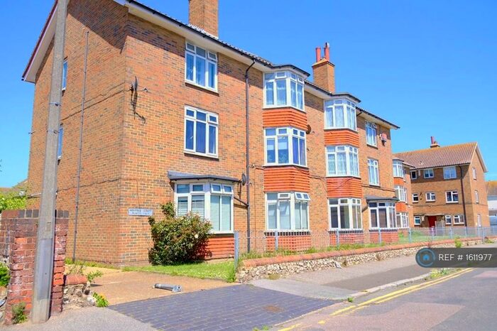 1 Bedroom Flat To Rent In Norfolk Court, Eastbourne, BN22