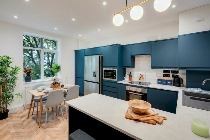 1 Bedroom House Of Multiple Occupation To Rent In Room Yelland House, BS1