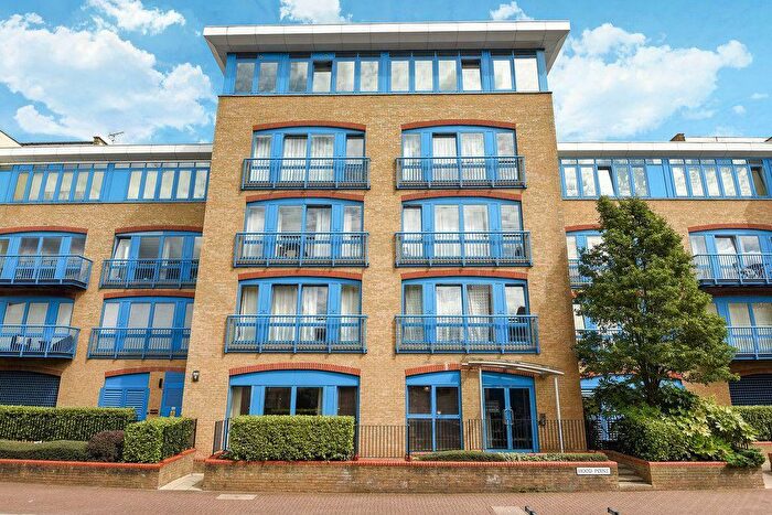 4 Bedroom Apartment To Rent In Jelico Point, Rotherhite Street, Canada Water, Rotherhite Street, London, SE16