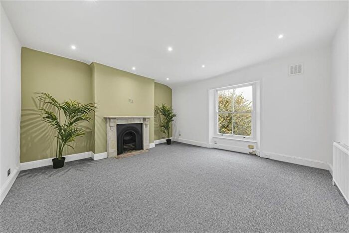 2 Bedroom Flat To Rent In Carleton Road, Tufnell Park, N7