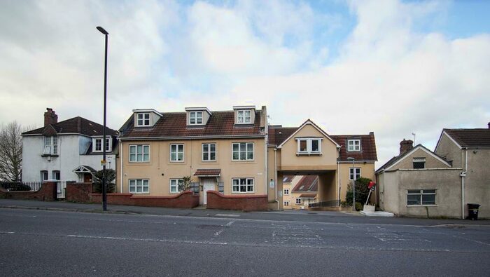 1 Bedroom Flat To Rent In Old School Lane, , Bedminster, BS13