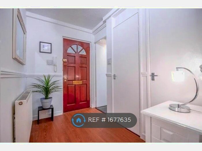 2 Bedroom Flat To Rent In Milovaig Street, Glasgow, G23