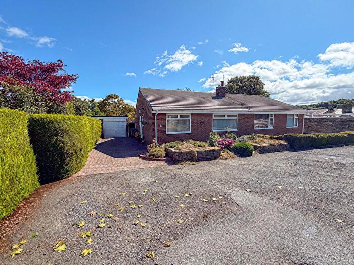 2 Bedroom Bungalow For Sale In Sandy Path Lane, Burnopfield, Newcastle Upon Tyne, NE16