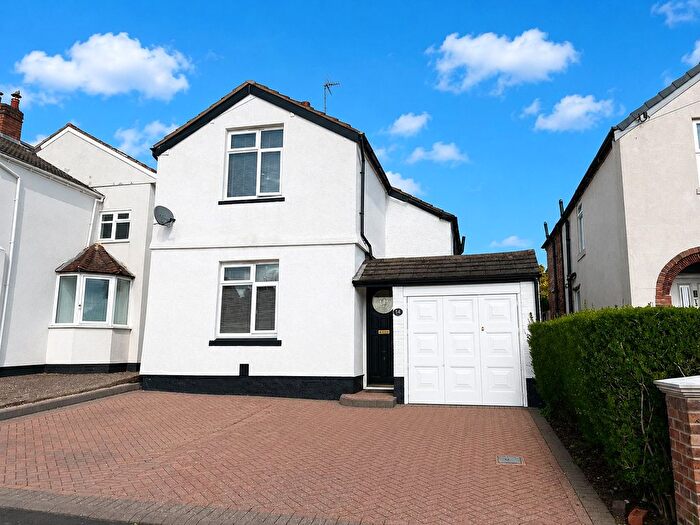 4 Bedroom Detached House For Sale In Avenue Road, Cannock, Staffordshire, WS12