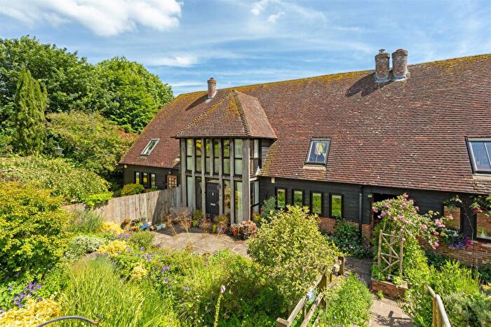 3 Bedroom Barn Conversion For Sale In Winchester Road, Chawton, Alton, GU34