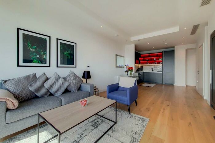 1 Bedroom Flat To Rent In City Island Way, Canary Wharf, London, E14