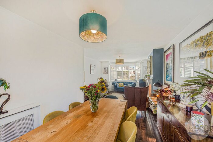 4 Bedroom Semi-detached House For Sale In Marlow Drive, Handforth, SK9