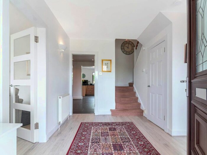 4 Bedroom Detached House For Sale In Milverton Avenue, Bearsden