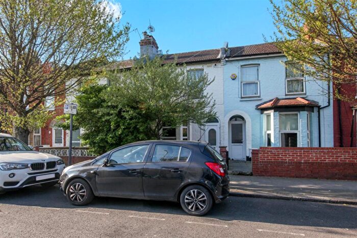 4 Bedroom Terraced House For Sale In Denzil Road, Willesden, NW10