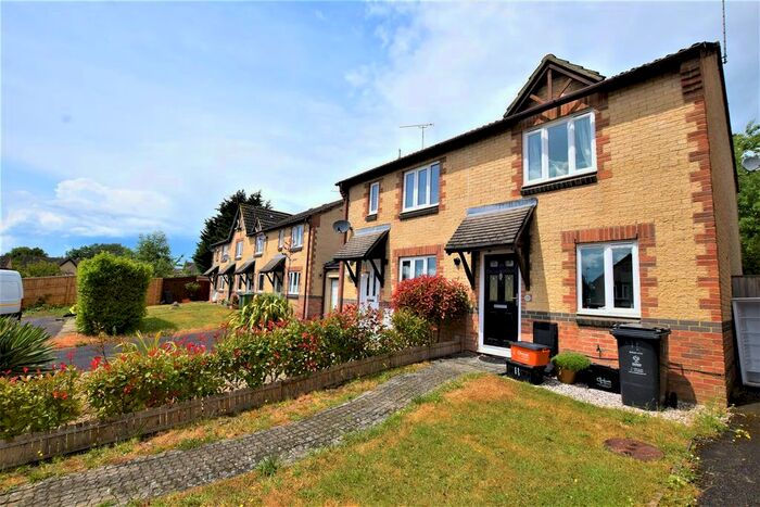 2 Bedroom Semi-Detached House To Rent In Elder Close, Swindon, SN2