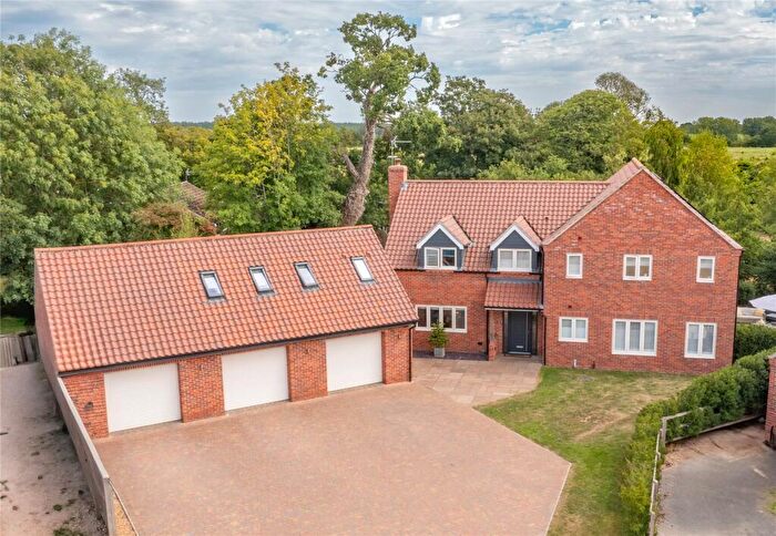 4 Bedroom Detached House For Sale In Larch Grove, North Elmham, Dereham, Norfolk, NR20