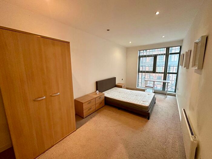2 Bedroom Property To Rent In Roberts Wharf, Leeds, LS9
