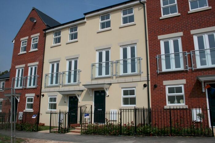 3 Bedroom Terraced House To Rent In Carnac Drive, Dawlish, EX7