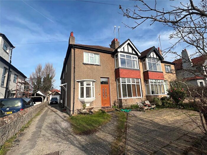 3 Bedroom Flat For Sale In Brompton Avenue, Rhos On Sea, Colwyn Bay, Conwy, LL28