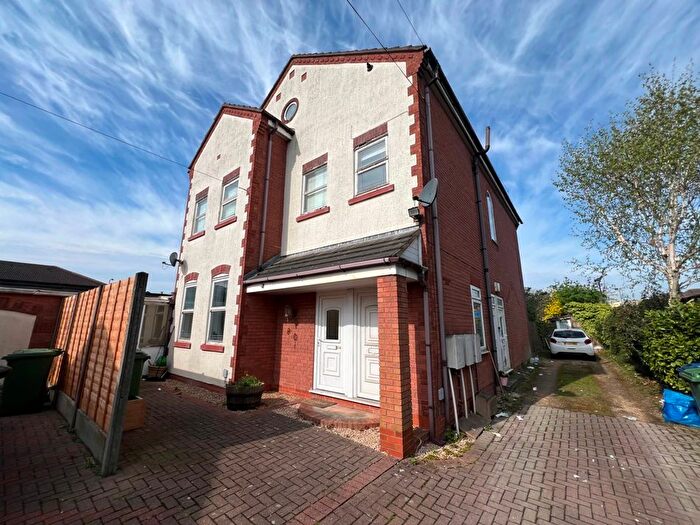 2 Bedroom Flat To Rent In Hednesford Street, Cannock, WS11