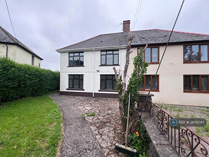 3 Bedroom Semi-Detached House To Rent In Heolddu Drive, Bargoed, CF81
